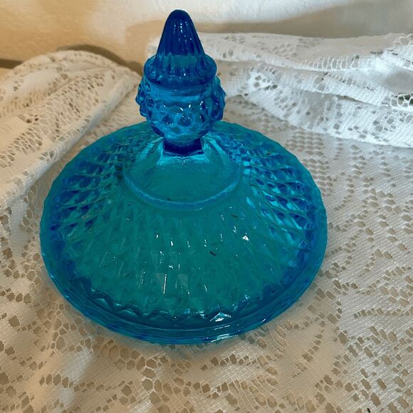 Vintage Indiana Glass Capri Diamond Point Lidded Pedestal Compote - Candy Dish - Picture 5 of 5